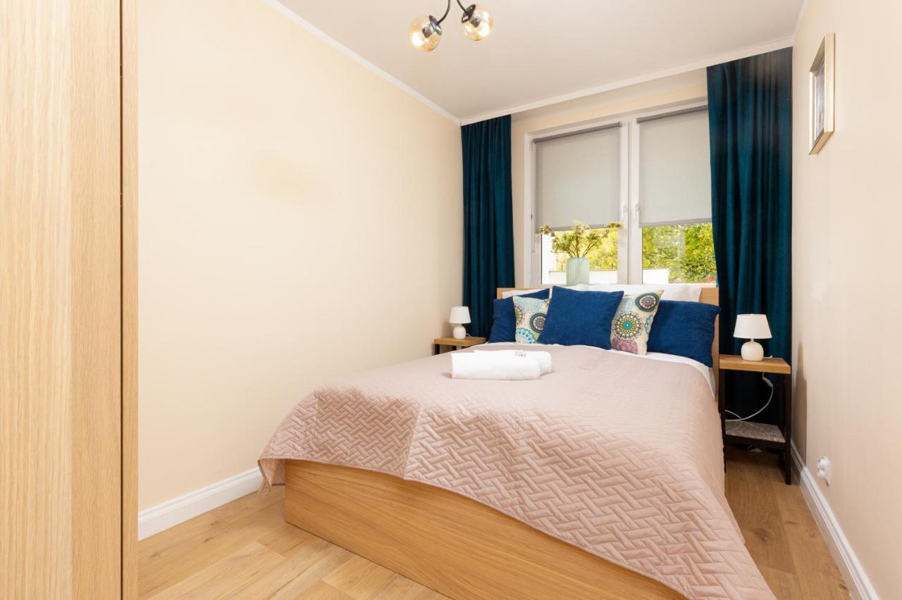 Apartments City Center Ochota By Noclegi Renters ワルシャワ エクステリア 写真