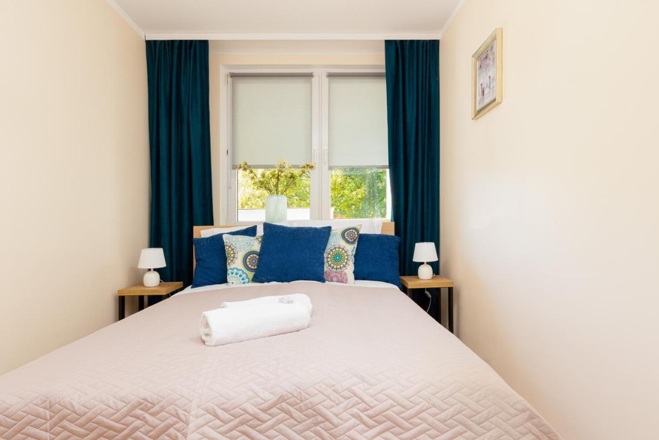 Apartments City Center Ochota By Noclegi Renters ワルシャワ エクステリア 写真