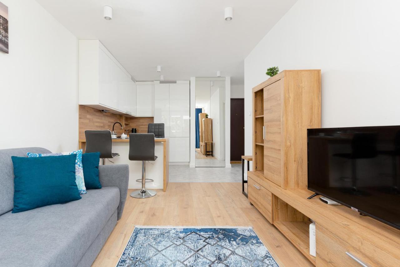 Apartments City Center Ochota By Noclegi Renters ワルシャワ エクステリア 写真