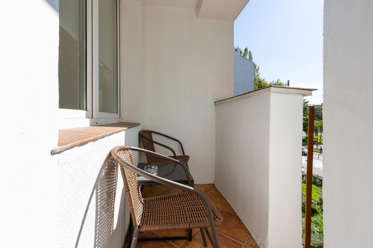 Apartments City Center Ochota By Noclegi Renters ワルシャワ エクステリア 写真
